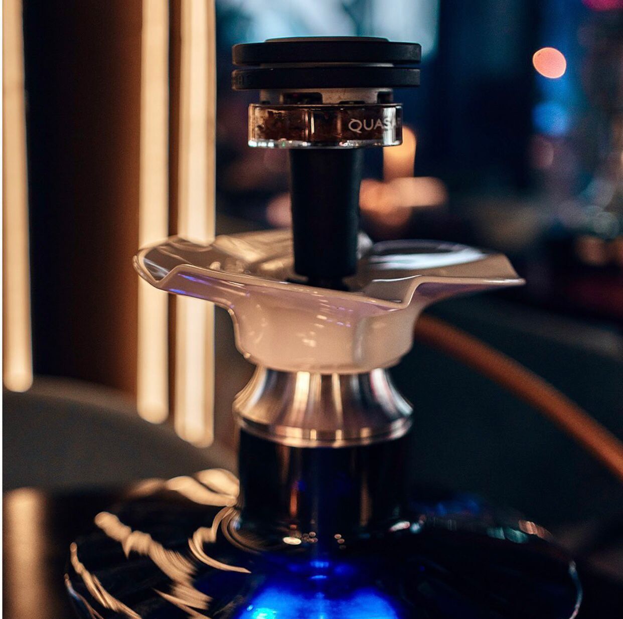 رستوران شیشه هاووس