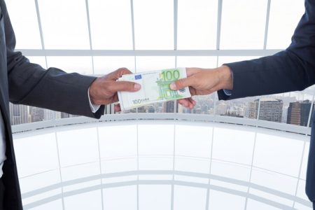 در سفر به دبی چه پولی ببریم؟