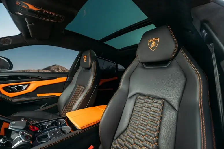 Rent Lamborghini Urus 2022 in Dubai