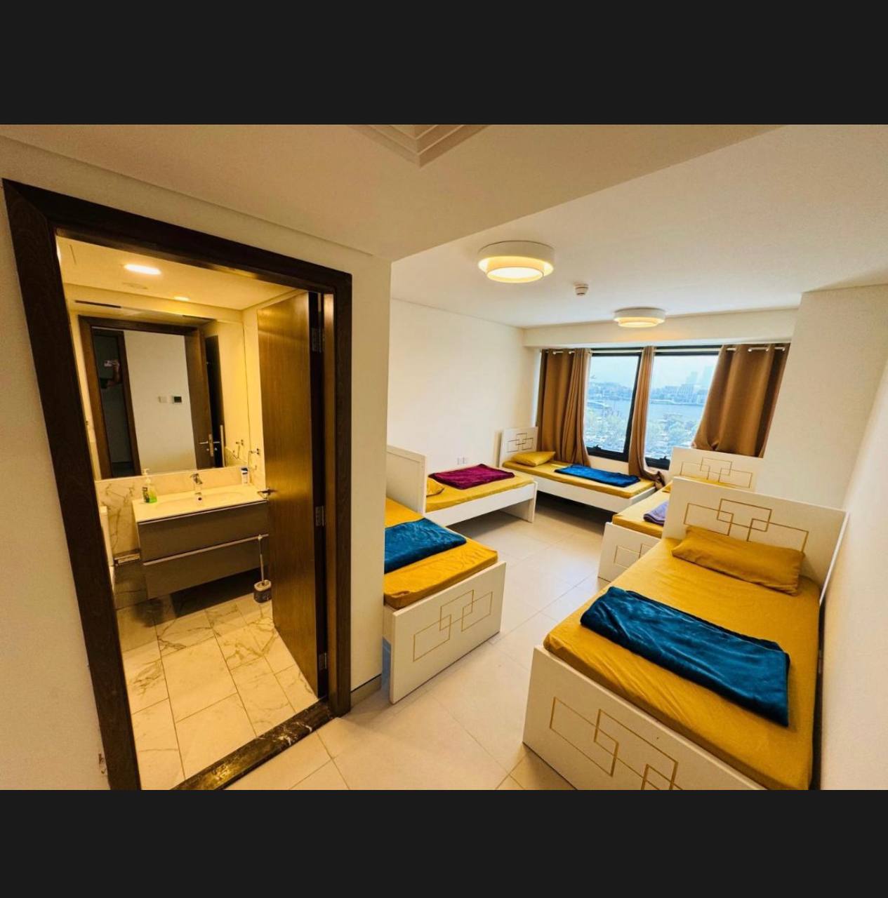 امارو هاستل